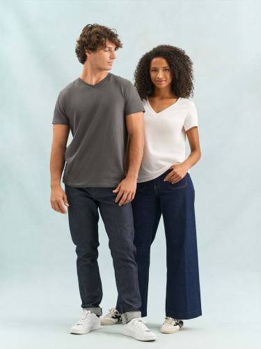 Футболка унисекс Regent с V-образным вырезом, белая фото 6