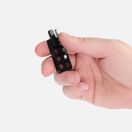 Антистресс-кликер Clacky, черный с серебристым фото 6 Антистресс-кликер Clacky, черный с серебристым фото 6