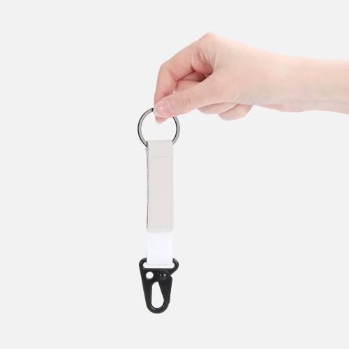 Брелок с карабином Manlig, белый фото 4 Брелок с карабином Manlig, белый фото 4