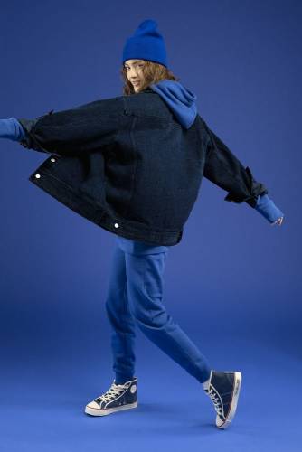 Куртка джинсовая O2, темно-синяя фото 2