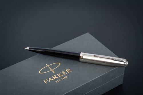 Ручка шариковая Parker 51 Black CT, черная фото 4