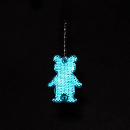 Пешеходный светоотражатель с цепочкой «Мишка», синий фото 4 Пешеходный светоотражатель с цепочкой «Мишка», синий фото 4