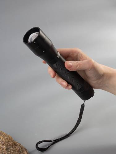 Фонарь с фокусировкой луча Skyddas, черный фото 8