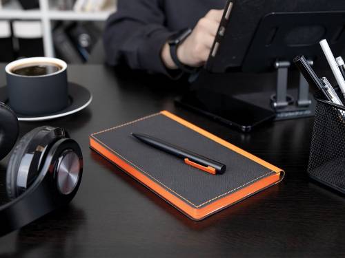 Ручка шариковая Inkolor, черная с фиолетовым фото 6