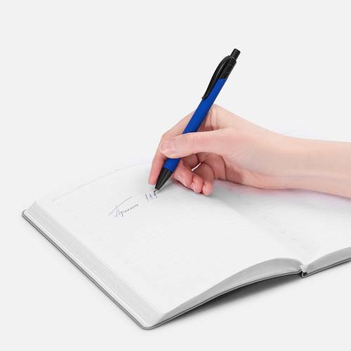 Ручка шариковая Undertone Black Soft Touch, ярко-синяя фото 5 Ручка шариковая Undertone Black Soft Touch, ярко-синяя фото 5