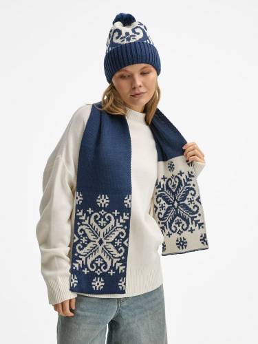 Шапка Wintertude, синяя с белым фото 9